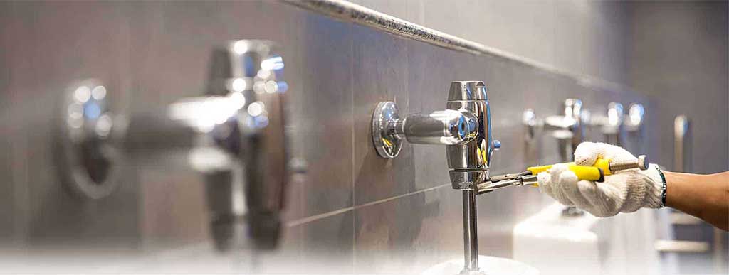 commercial-toilet-repair