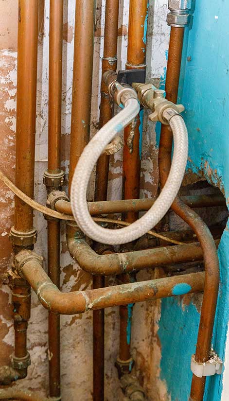 old-pipes-need-replacement